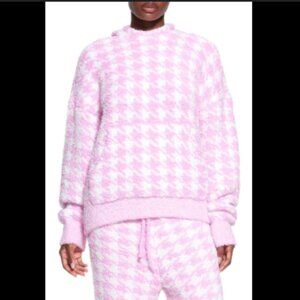 SKIMS Pink and White Houndstooth Sweater